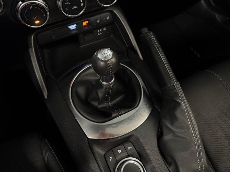 Mazda MX-5 Cabrio | 1.5 ess 132cv | GPS | Carplay | Caméra | Sièges AV chauffants - 18