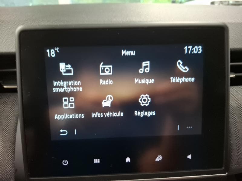Renault Clio 1.6i E-TECH Hybrid Techno 145 Hp - 20