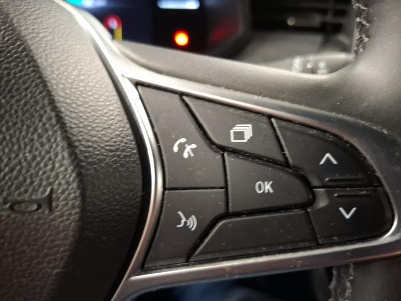 Renault Clio 1.6i E-TECH Hybrid Techno 145 Hp - 27