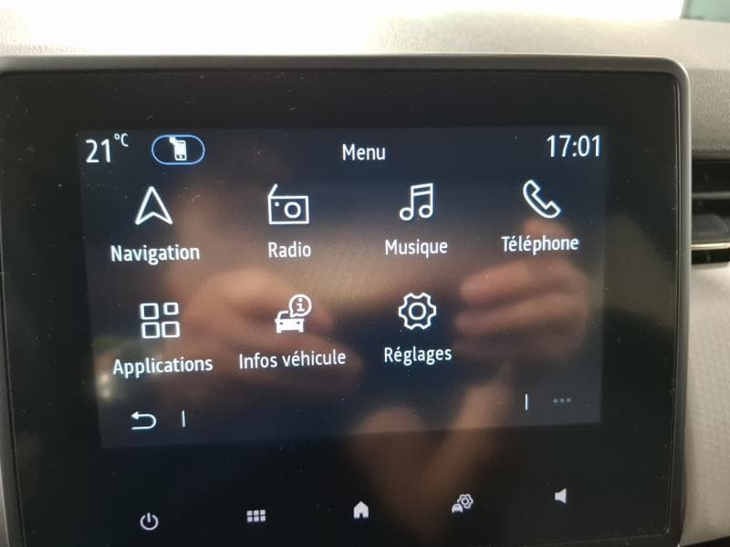 Renault Clio 1.6i E-TECH Hybrid Evolution 145 Hp - 19