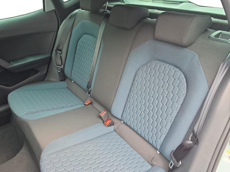 Seat Arona Play Plus | 1.0 tsi 95 cv | clim auto | camera | capteur arr | carplay - 12