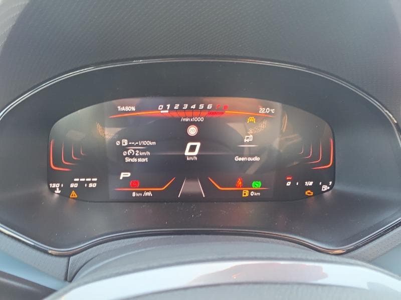 Seat Arona DSG PLAY PLUS - 16