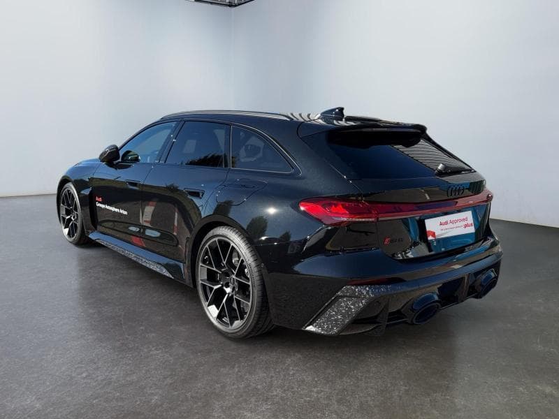Audi RS5 AVANT - 8