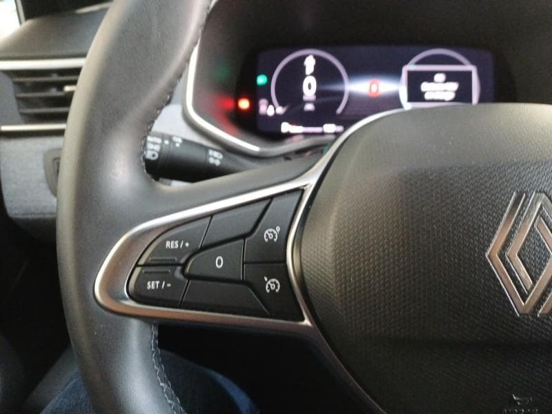 Renault Clio 1.0 TCe Techno X-Tronic 90 Hp - 18