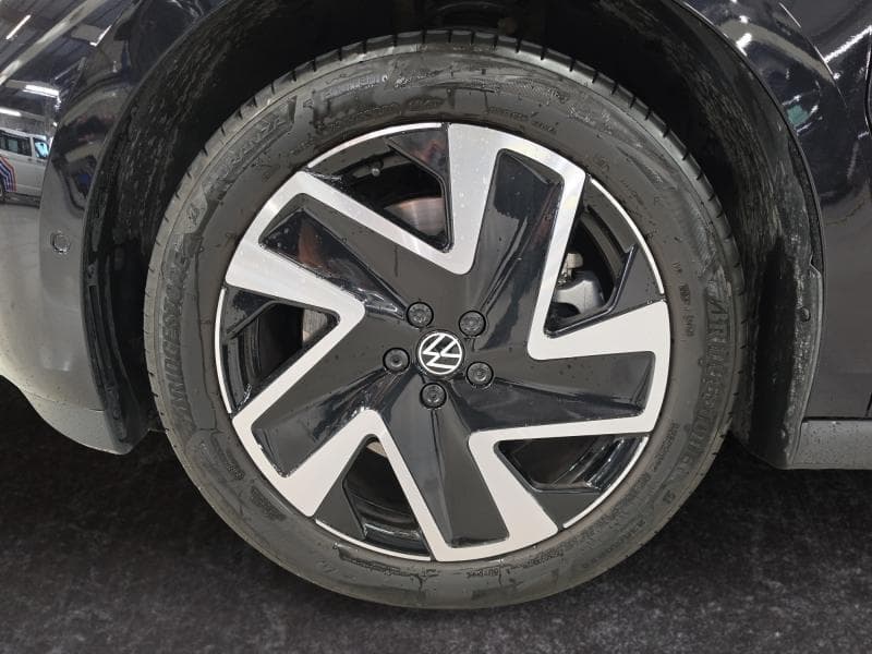 Volkswagen ID.Buzz GTX | 86 kWh 340 cv | 4Motion | Long chassis | 6 places | Carplay | Camera - 10