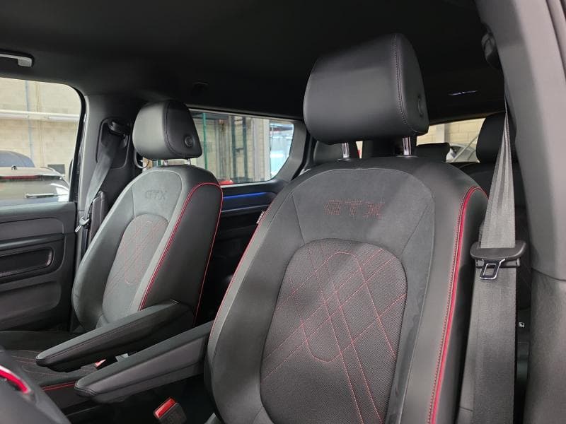 Volkswagen ID.Buzz GTX | 86 kWh 340 cv | 4Motion | Long chassis | 6 places | Carplay | Camera - 37