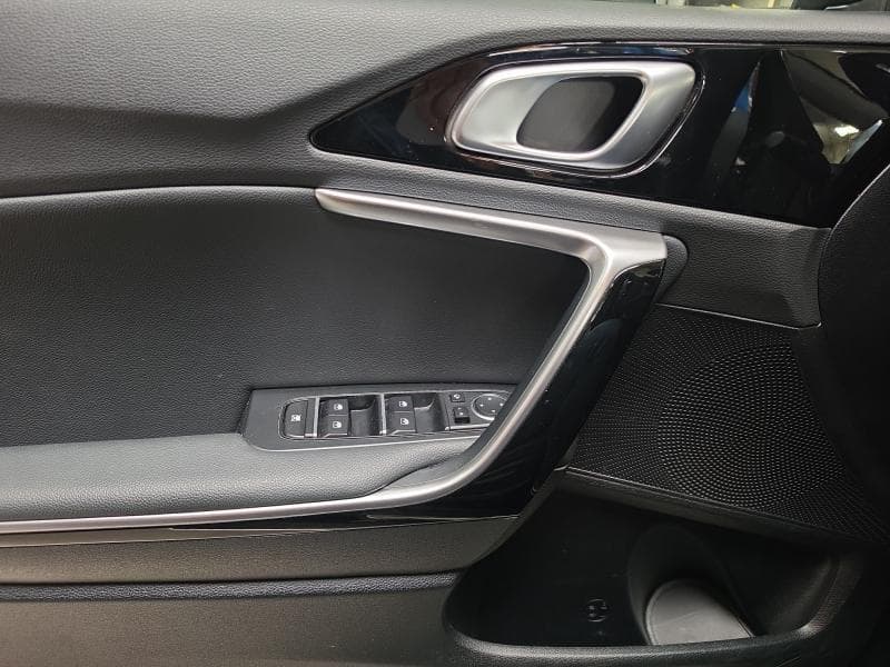 Kia XCeed Pure | 1.0 ess 120 cv | GPS | Carplay | Camera | Garantie Kia 2029 - 30