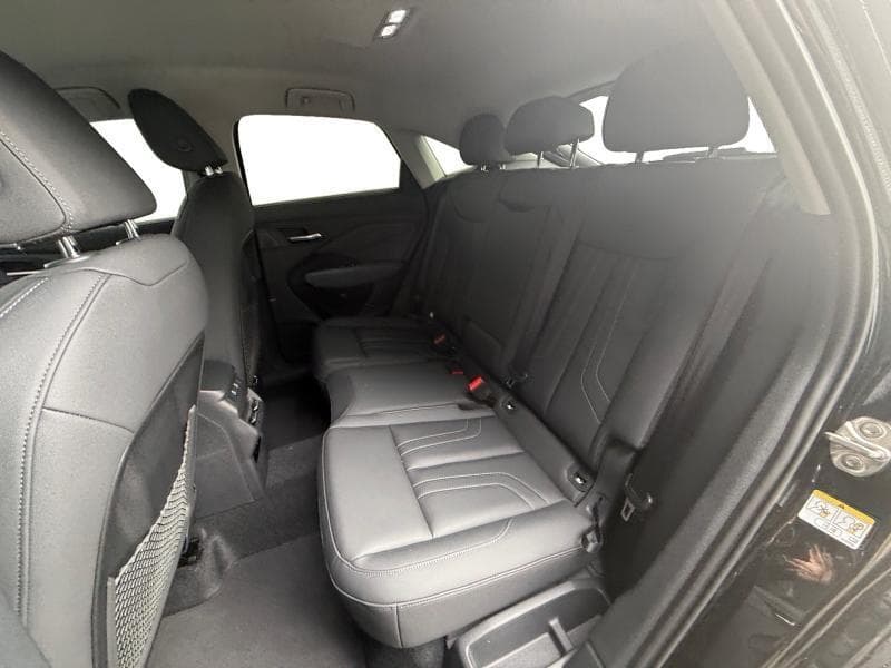 Audi Q3 Advanced | 1.5 TFSI 150cv | GPS | Carplay | Caméra | Led | Virtual Cockpit | Siège AV chauffants | Capteurs AV+AR | Cuir | Clim auto | Bluethooth - 14