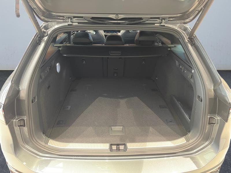 Volkswagen Passat Variant R-Line | 1.5TSI | Carplay | Harman Kardon - 21