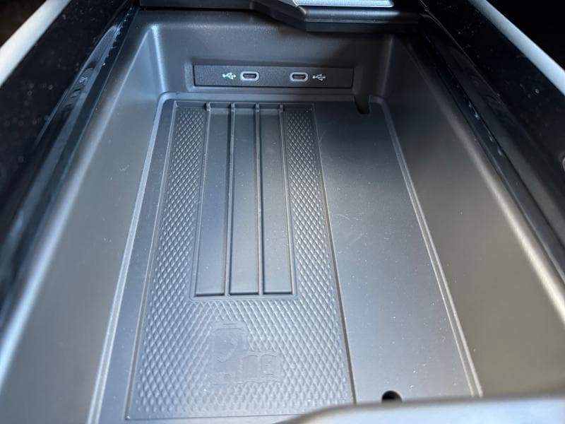 Volkswagen ID.7 Corporate S | 86kwh 286cv 640 WLTP | Pompe à chaleur | Carplay | Attache remorque - 32