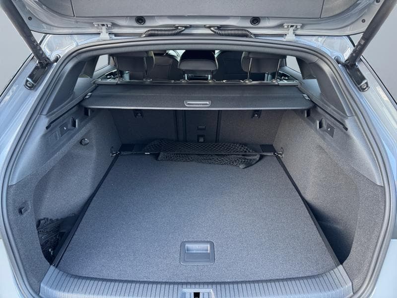 Volkswagen ID.7 Corporate S | 86kwh 286cv 640 WLTP | Pompe à chaleur | Carplay | Attache remorque - 35
