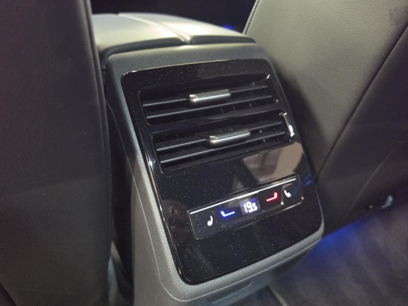 Volkswagen ID.7 Pro S Business Sport | 86 kWh 286 cv | Camera | GPS | Full Aides | Attache - Dispo 03/2027 - 37