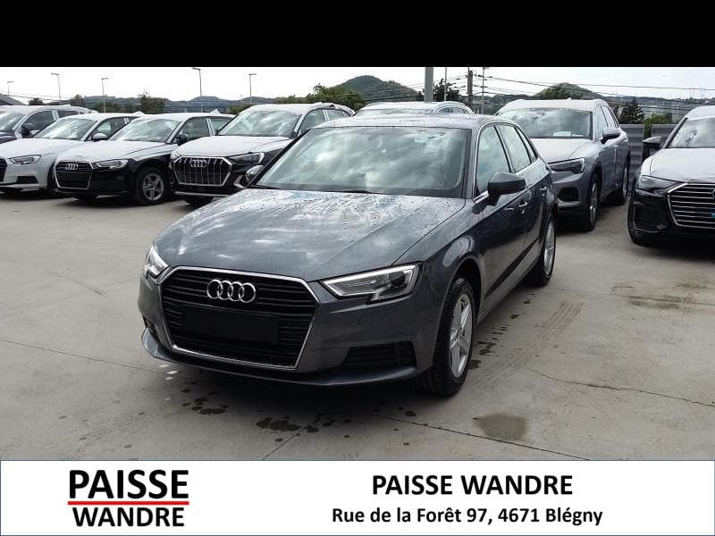 Audi A3 BASE - 1