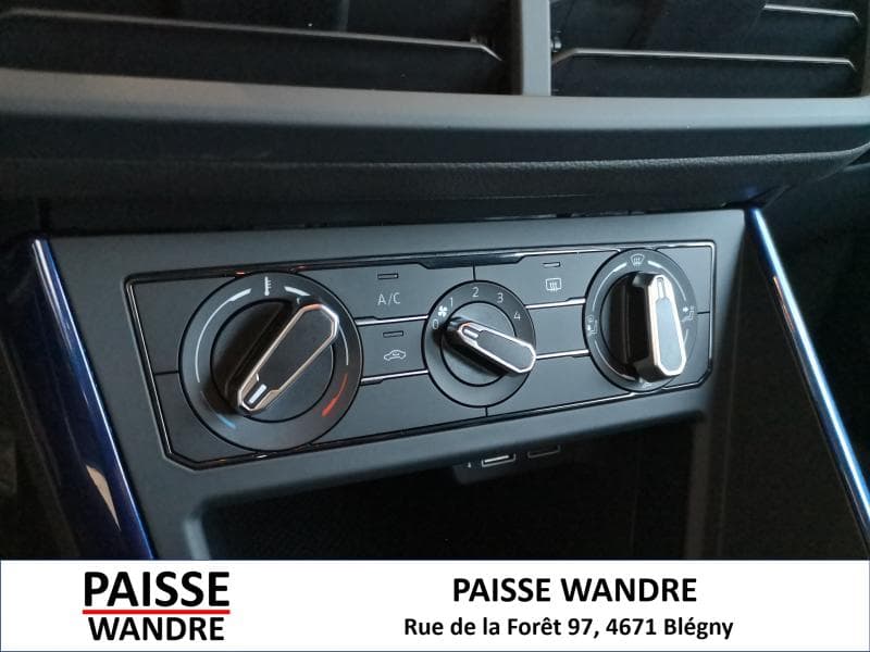 Volkswagen Polo VI Comfortline - 19