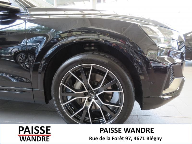 Audi Q8 Sline Black Edition - 5