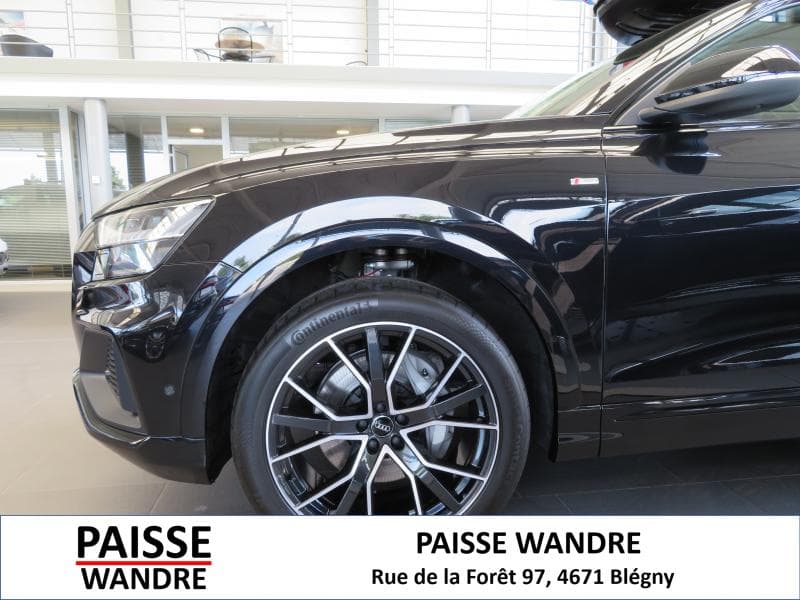 Audi Q8 Sline Black Edition - 13