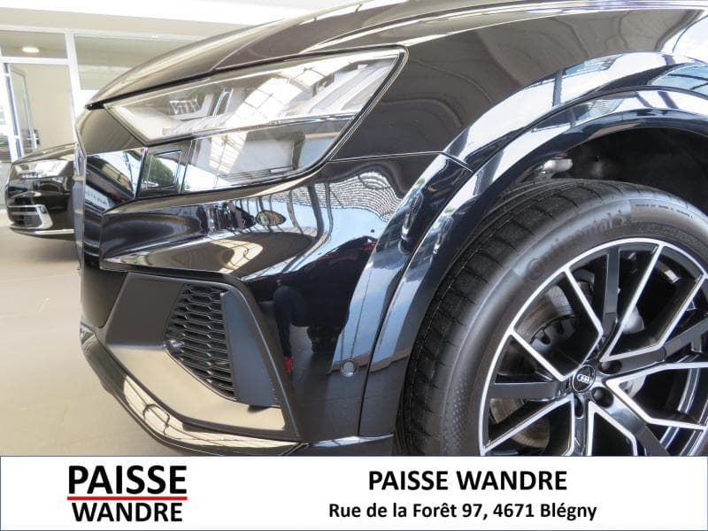 Audi Q8 Sline Black Edition - 12