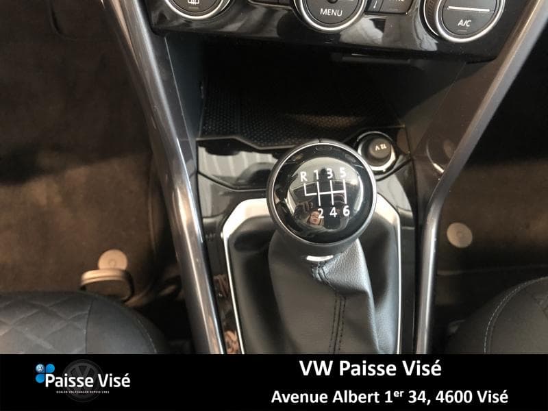 Volkswagen T-Roc IQ DRIVE - 8