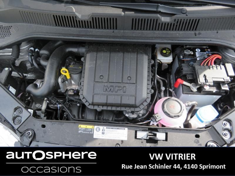 Volkswagen Up! IQ Drive - 15