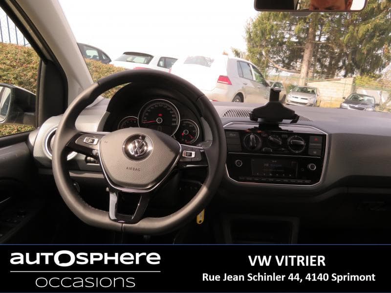 Volkswagen Up! IQ Drive - 10