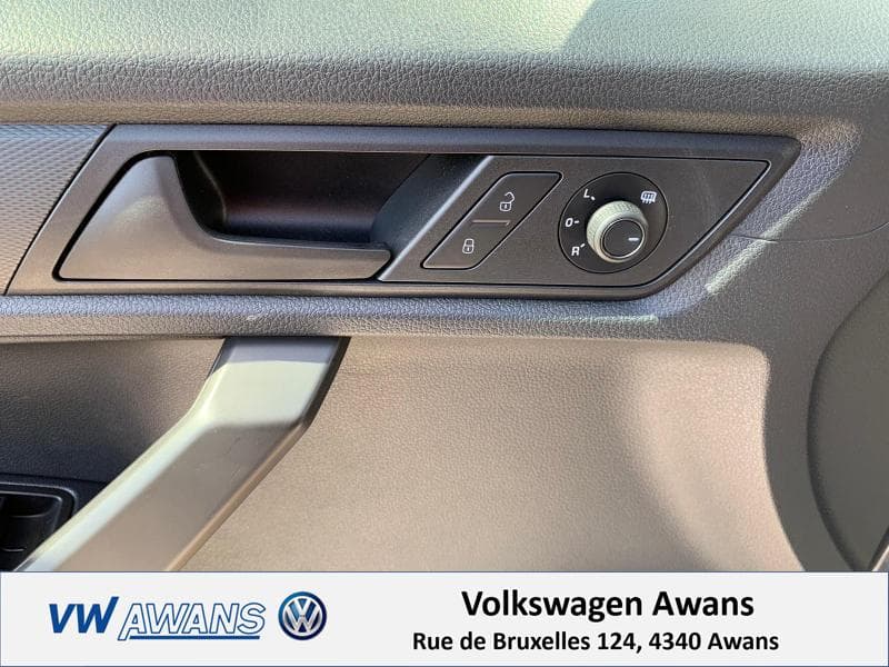 Volkswagen Caddy Fourgon - 11