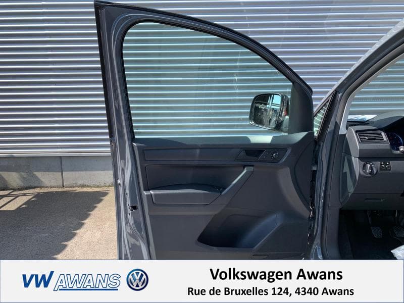 Volkswagen Caddy Fourgon - 10