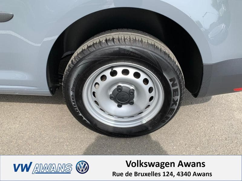 Volkswagen Caddy Fourgon - 23