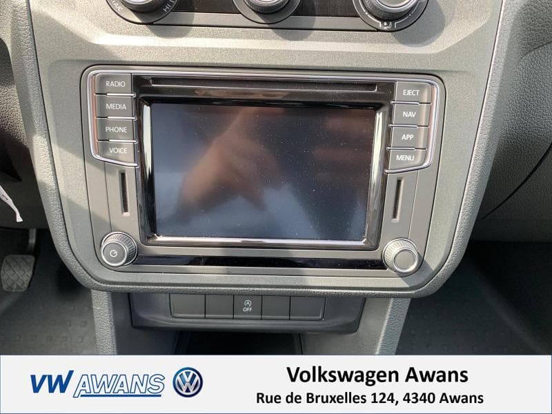 Volkswagen Caddy Fourgon - 14