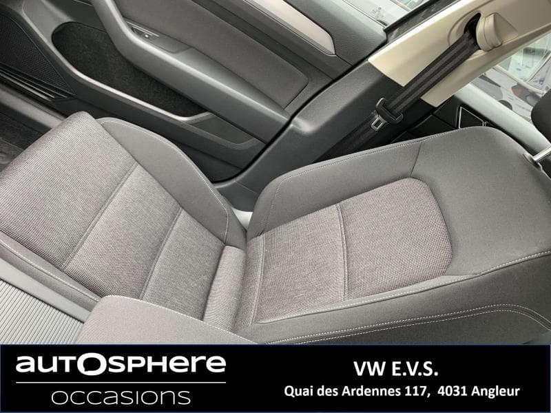 Volkswagen Passat Comfortline - 28