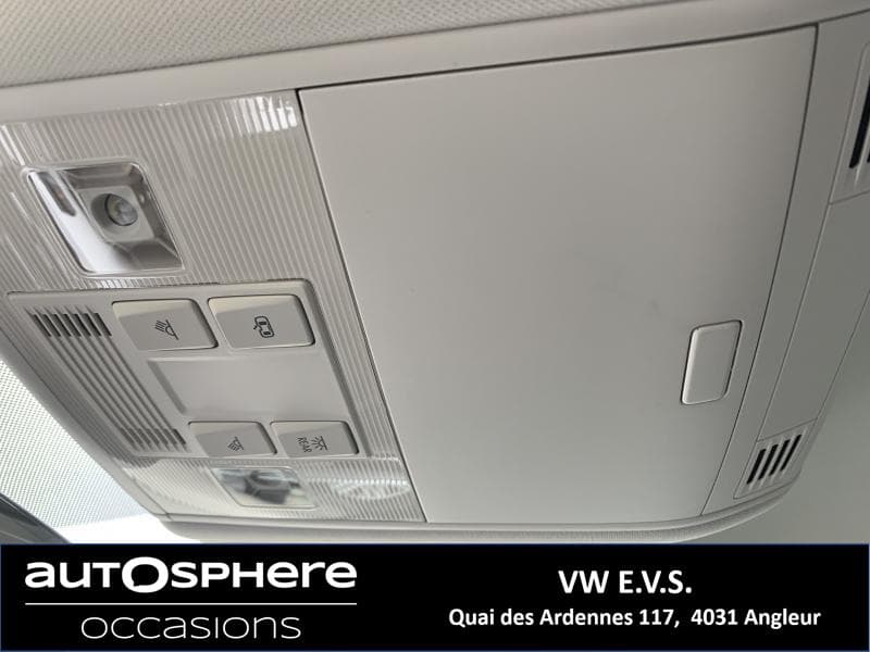 Volkswagen Passat Comfortline - 27