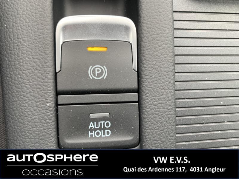 Volkswagen Passat Comfortline - 25