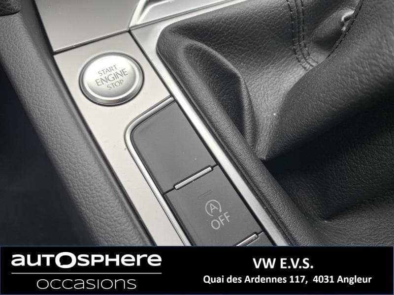 Volkswagen Passat Comfortline - 24
