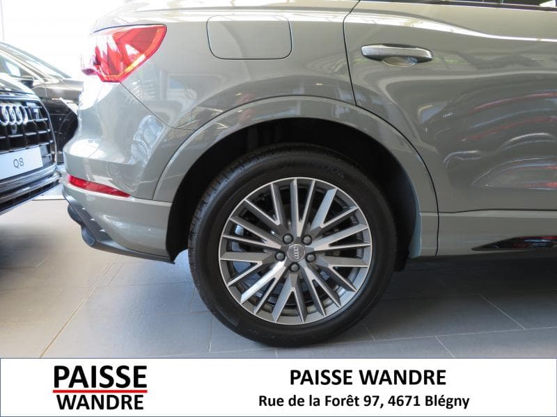 Audi Q3 S Line - 6