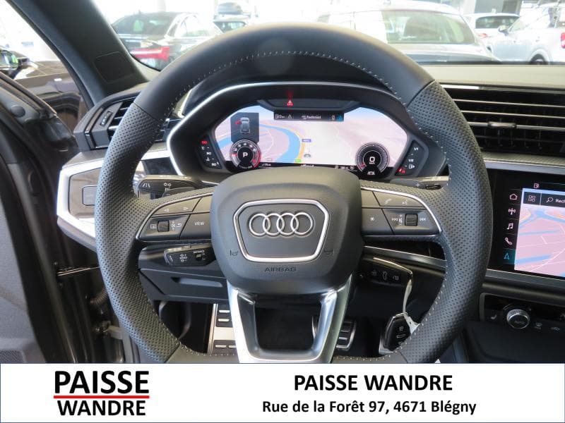Audi Q3 S Line - 16