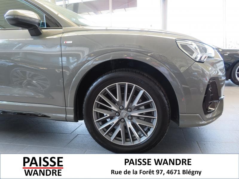 Audi Q3 S Line - 4