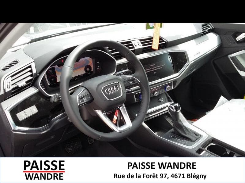 Audi Q3 Advanced - 5