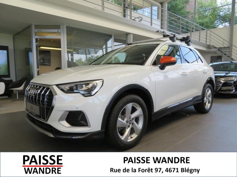 Audi Q3 Advanced - 1
