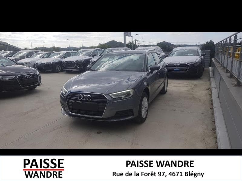 Audi A3 ATTRACTION - 1