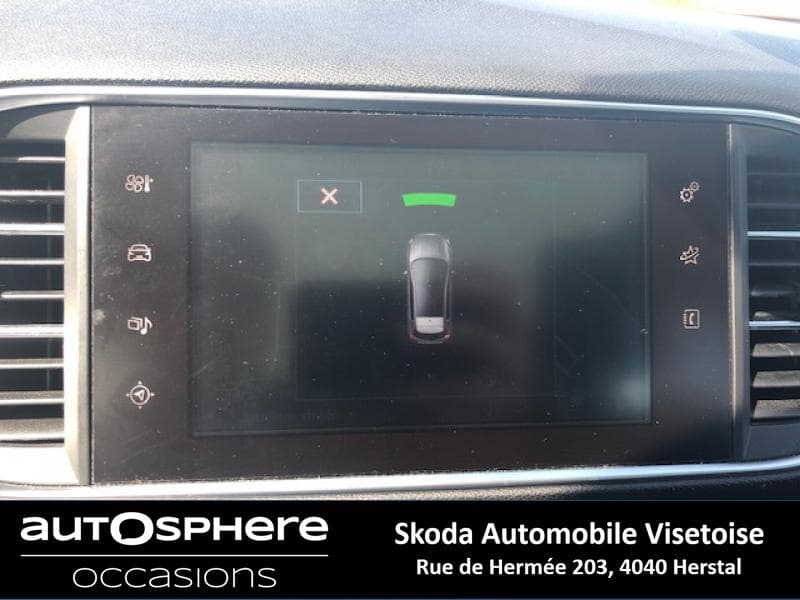 Peugeot 308 II Allure - 13