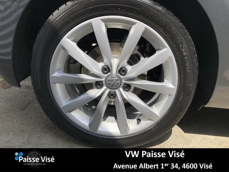 Volkswagen Golf IQ DRIVE - 23