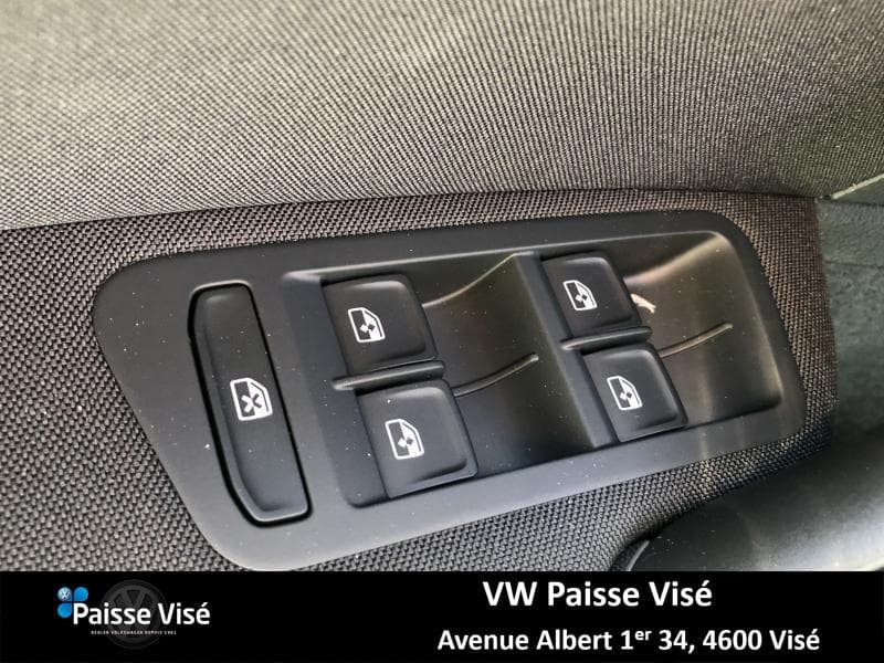 Volkswagen Golf IQ DRIVE - 19
