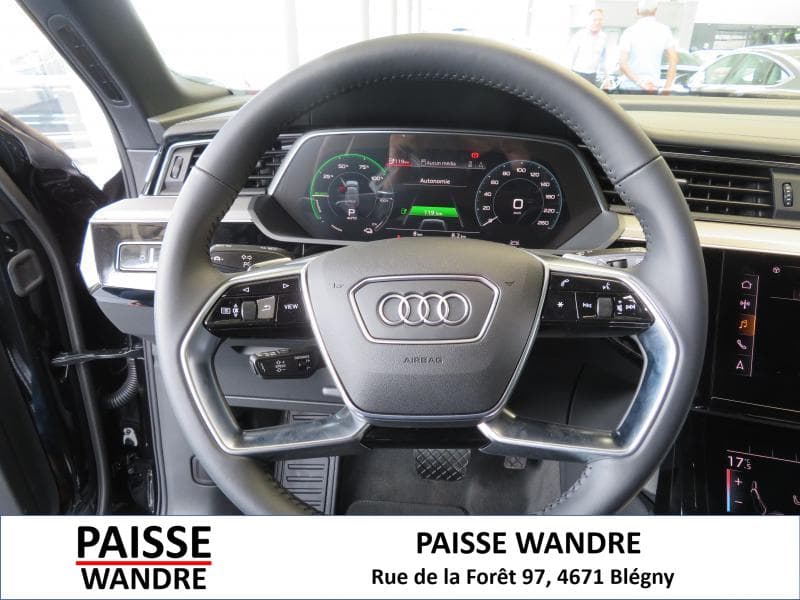 Audi e-tron Advanced - 16