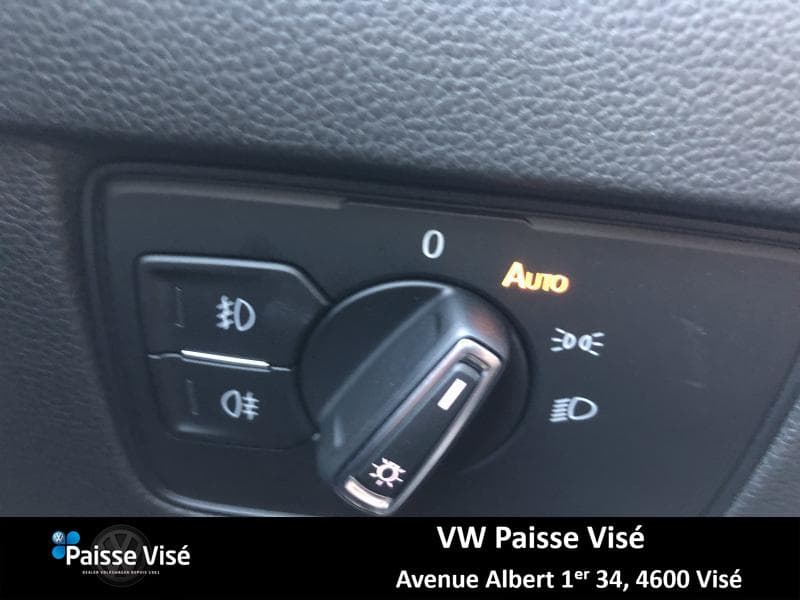 Volkswagen Passat Variant R-LINE - 24
