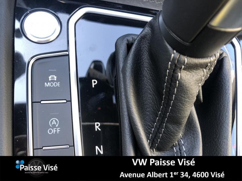 Volkswagen Passat Variant R-LINE - 22
