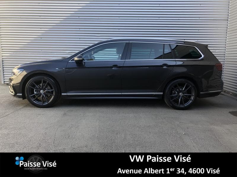 Volkswagen Passat Variant R-LINE - 3