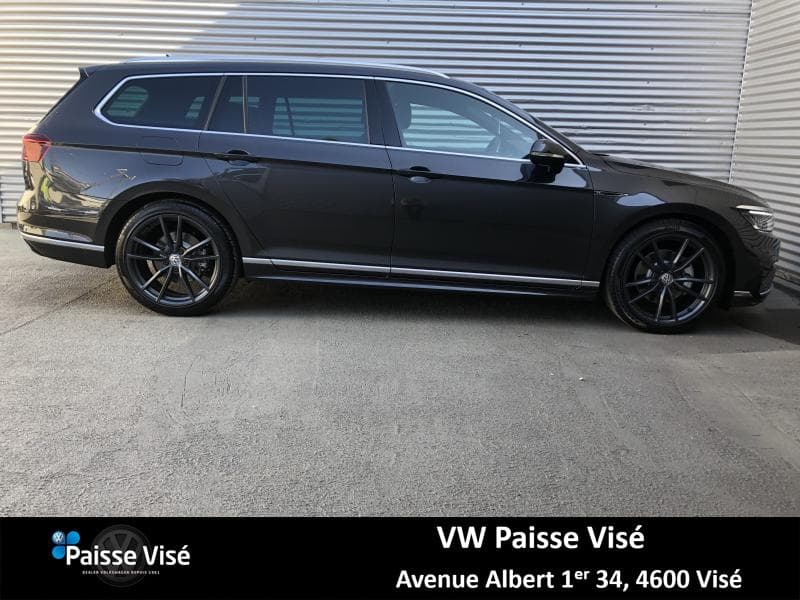 Volkswagen Passat Variant R-LINE - 4
