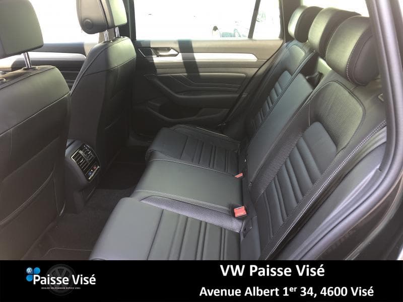 Volkswagen Passat Variant R-LINE - 29