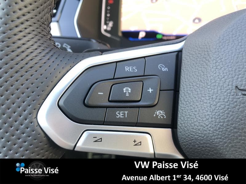 Volkswagen Passat Variant R-LINE - 9