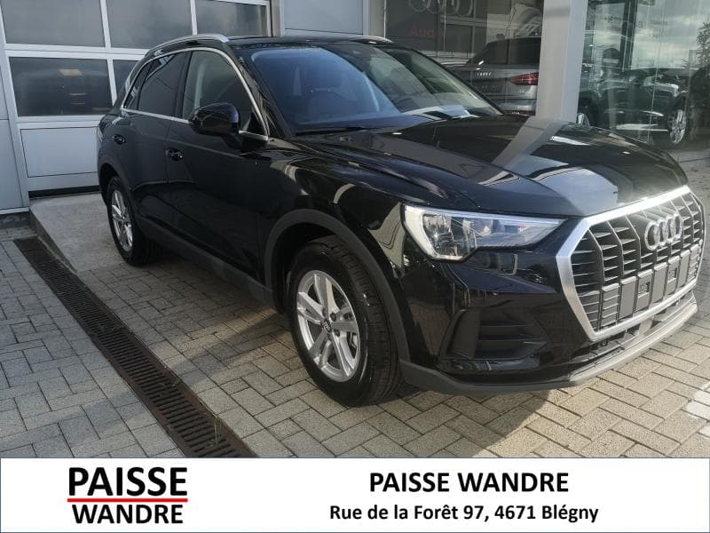 Audi Q3 attraction - 2
