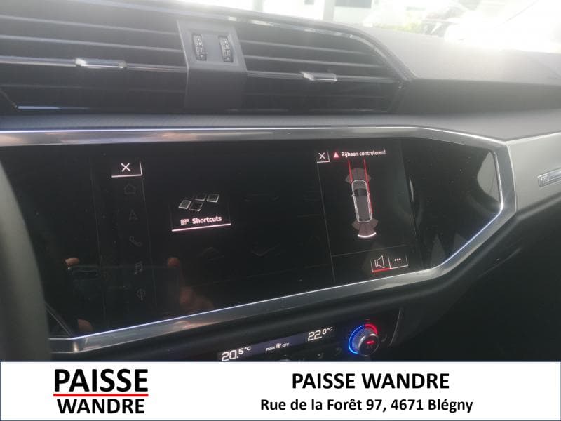 Audi Q3 attraction - 15